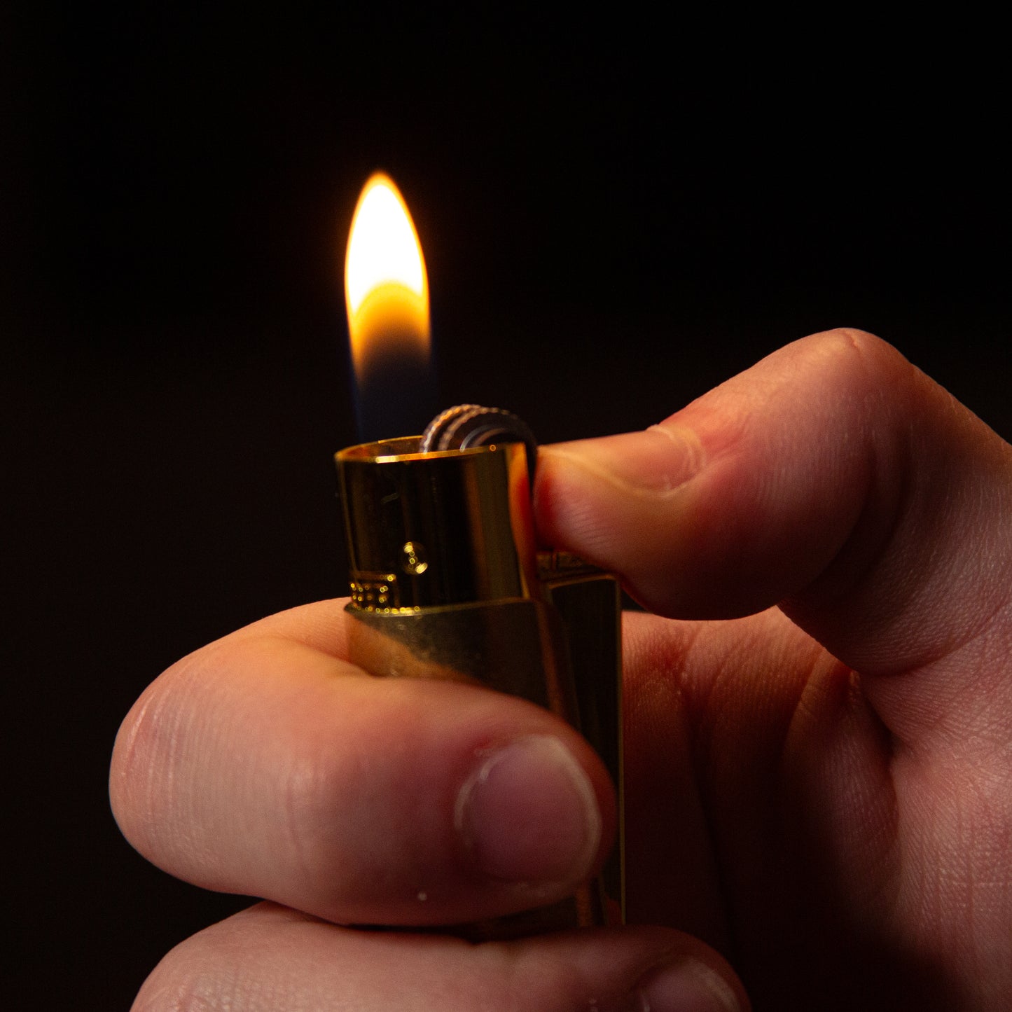 50 Cal Clipper lighter